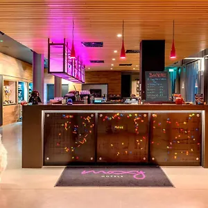 Moxy Excel London