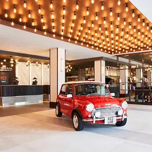 Radisson Red London Heathrow **** هارموندسورث