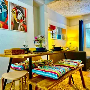 Hébergement de vacances Bloom19 Traditional Entire House 10 Mins From Centre Belfast