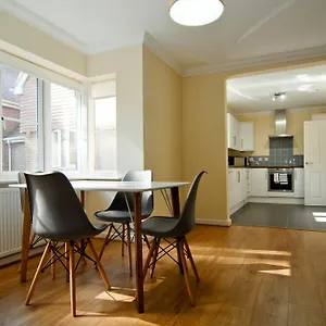 Appartement And Roof Serviced Southampton